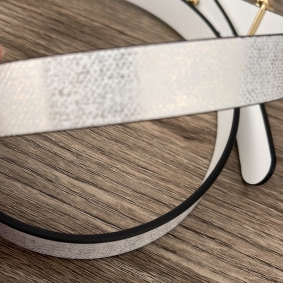 VALENTINO women\'s white /marbled gold belt size L 46\